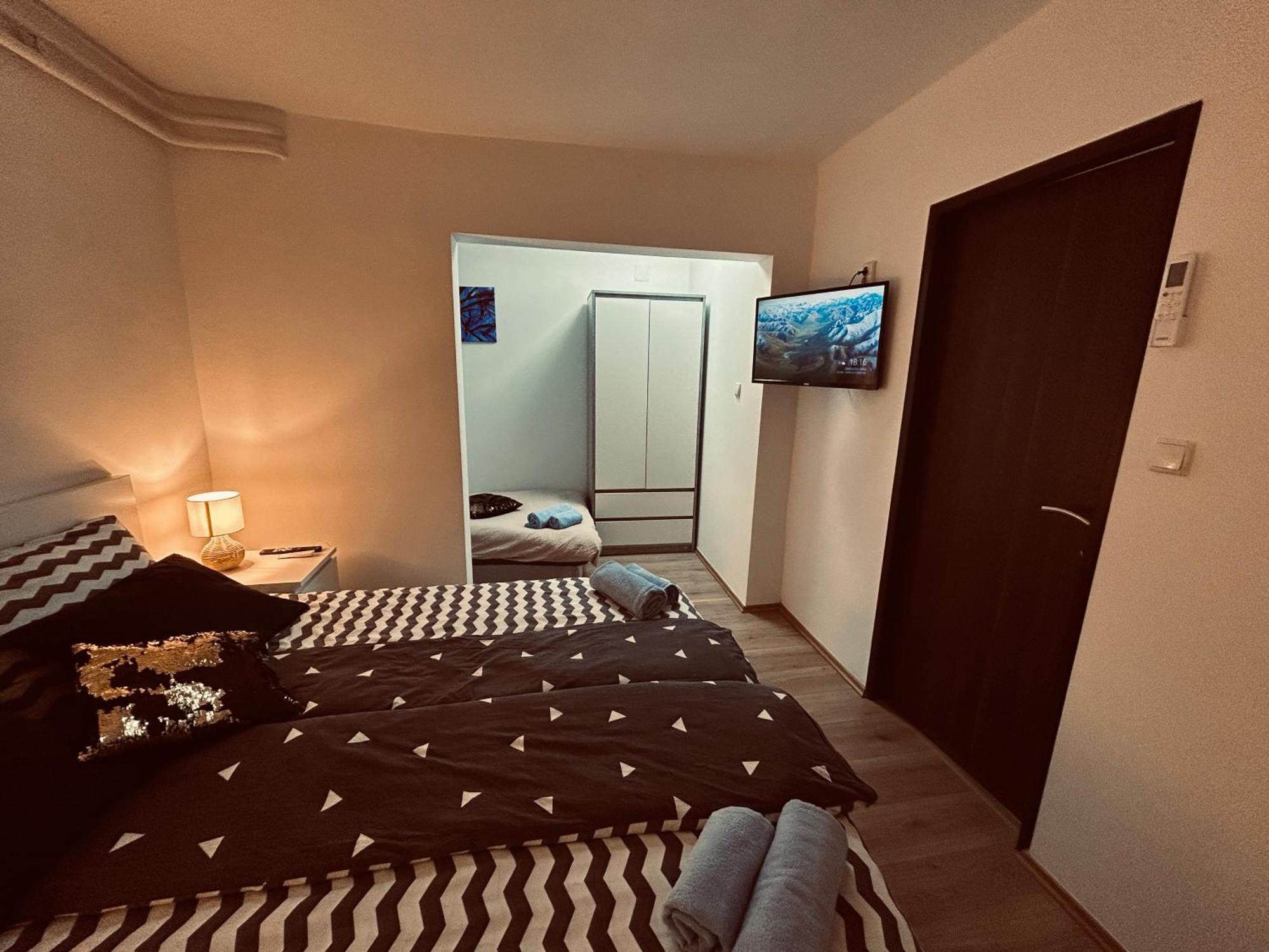 Apartment In Time Sesvete Buitenkant foto